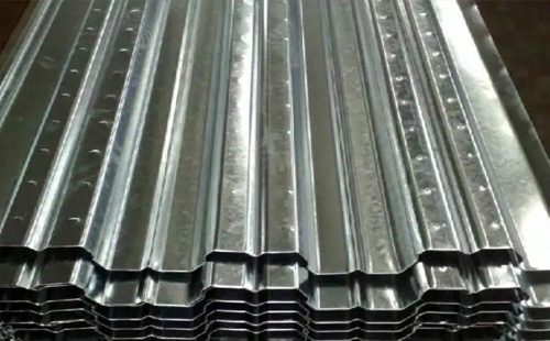 高层住宅吊装广河楼承板怎么省工期